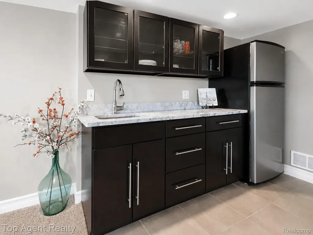 26321 Daria Circle E Lyon Charter Township MI 48178