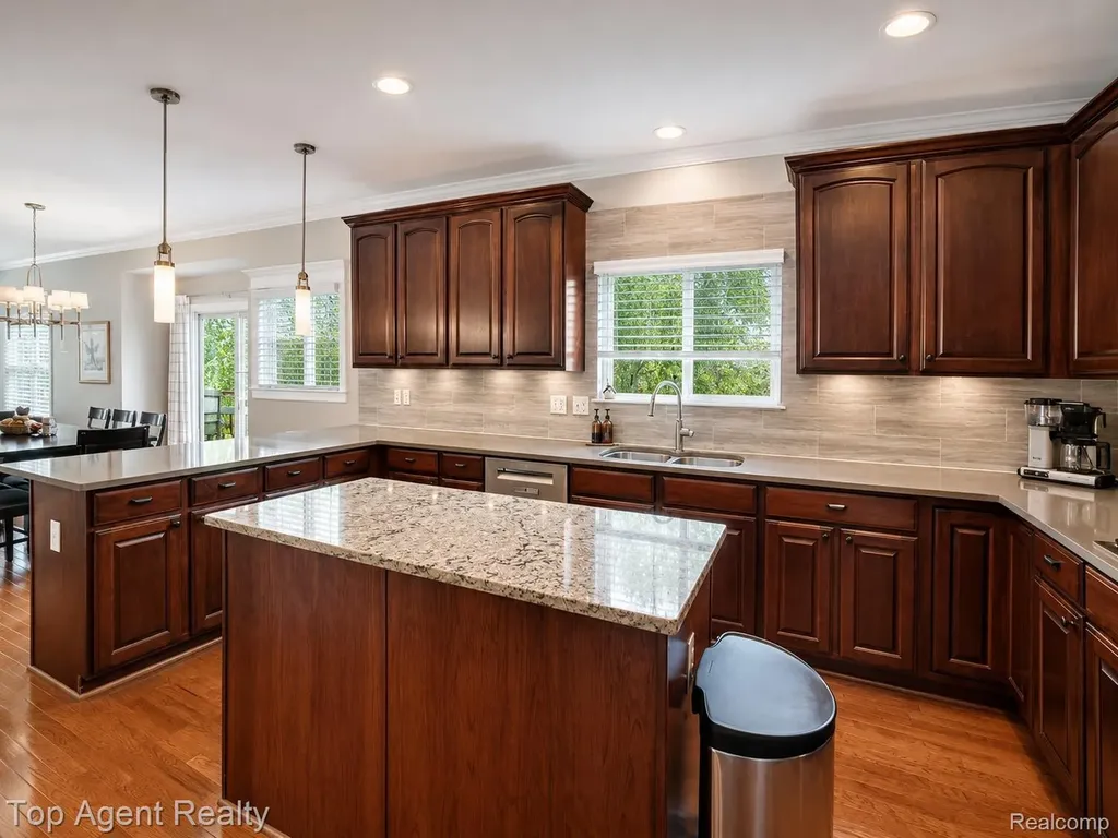 26321 Daria Circle E Lyon Charter Township MI 48178