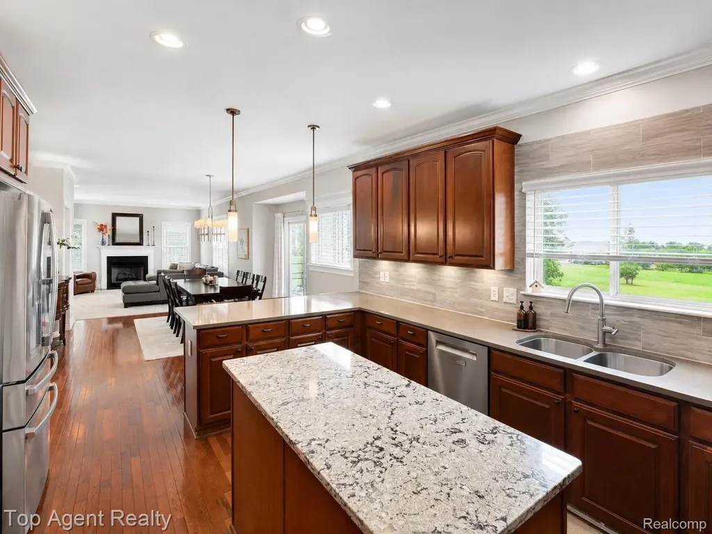 26321 Daria Circle E Lyon Charter Township MI 48178