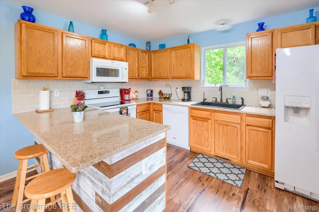 4432 N Belsay Road Genesee Charter Township MI 48506