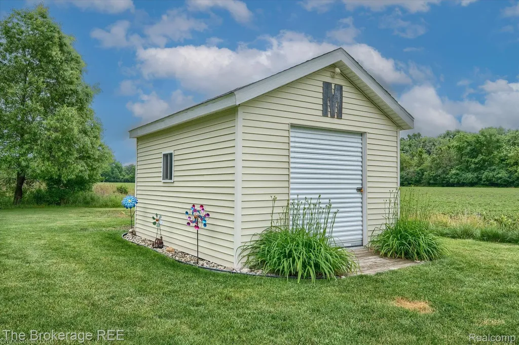 4432 N Belsay Road Genesee Charter Township MI 48506