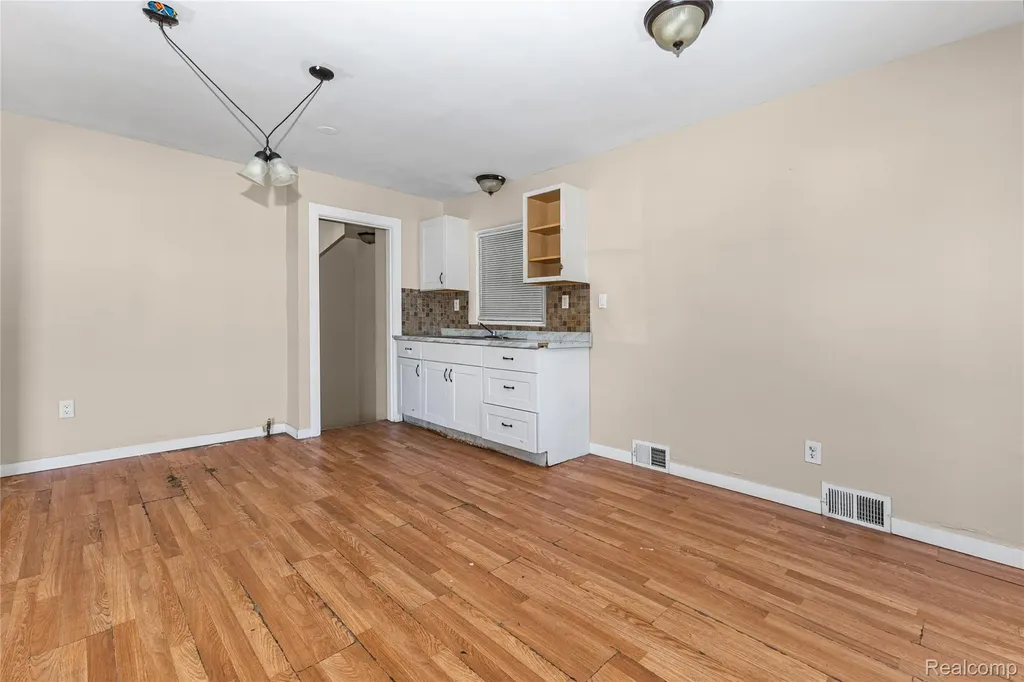 12373 Griggs Street Detroit City MI 48204