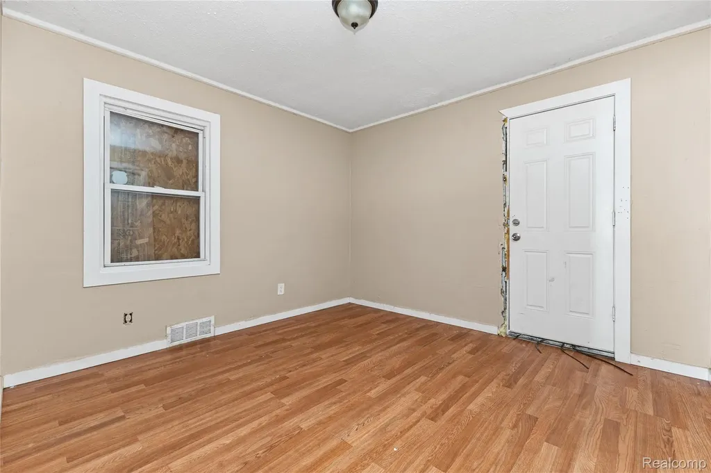 12373 Griggs Street Detroit City MI 48204
