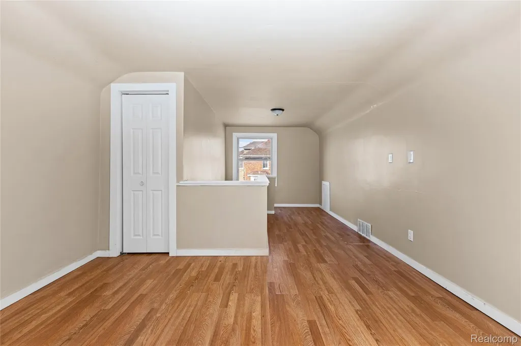 12373 Griggs Street Detroit City MI 48204