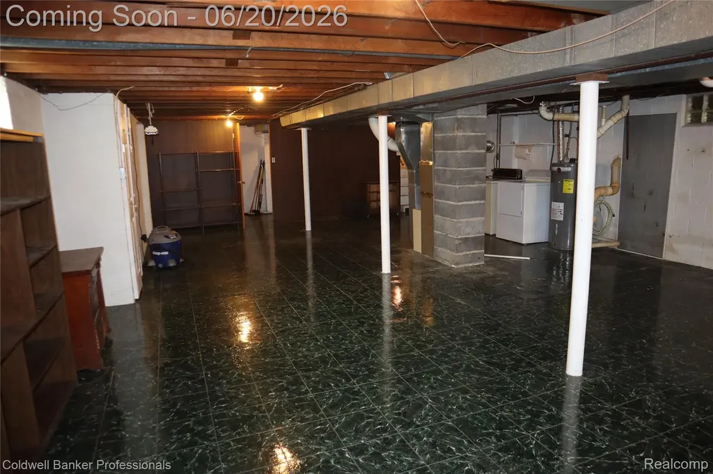 3456 Overton Street Waterford Charter Township MI 48328