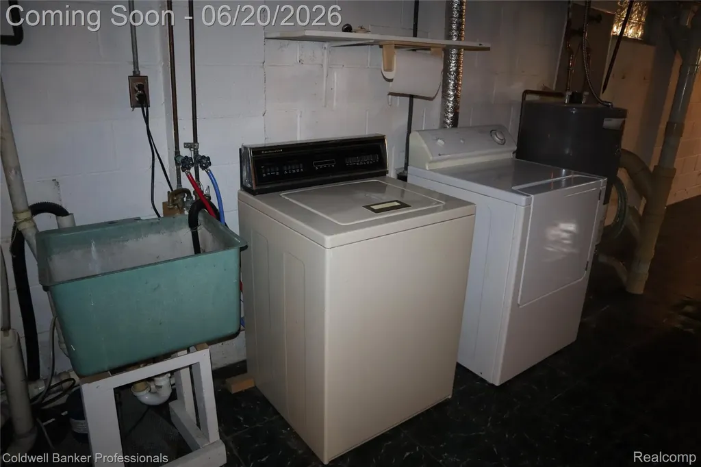 3456 Overton Street Waterford Charter Township MI 48328