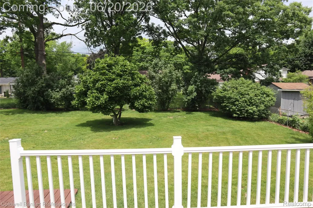 3456 Overton Street Waterford Charter Township MI 48328
