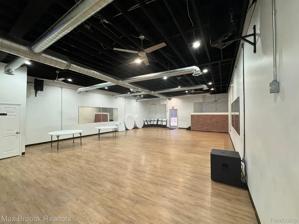 17107 W Mcnichols Road Detroit City MI 48235