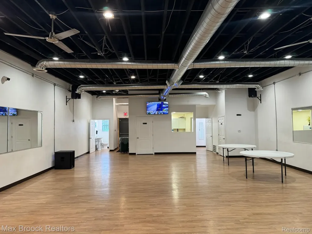 17107 W Mcnichols Road Detroit City MI 48235