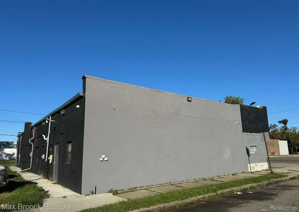 17107 W Mcnichols Road Detroit City MI 48235