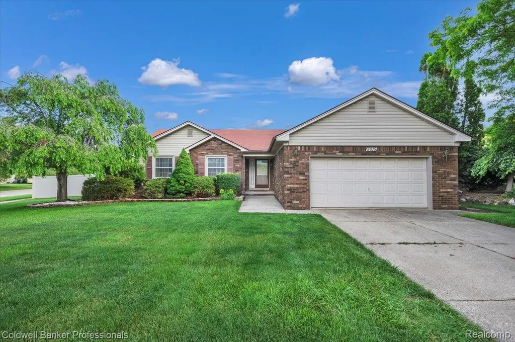 5015 Fox Hill Drive Sterling Heights City MI 48310