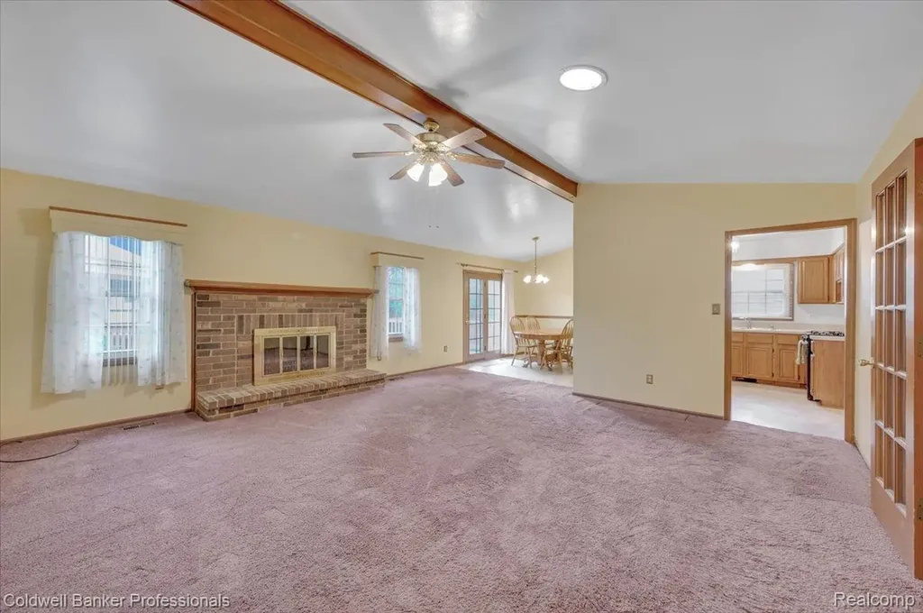 5015 Fox Hill Drive Sterling Heights City MI 48310