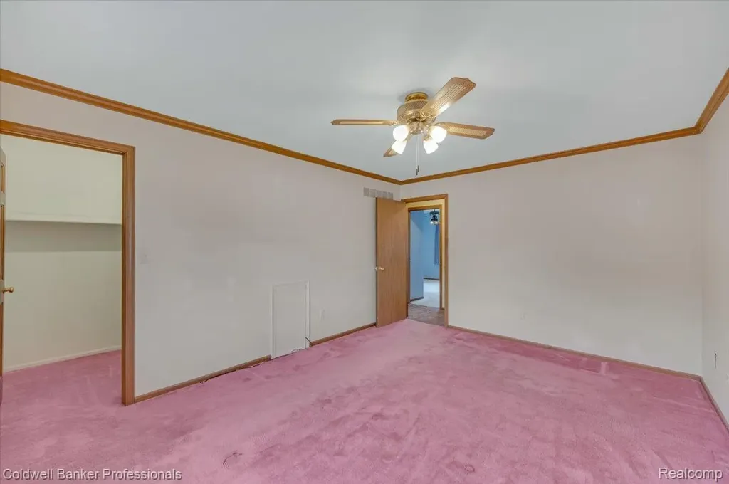 5015 Fox Hill Drive Sterling Heights City MI 48310
