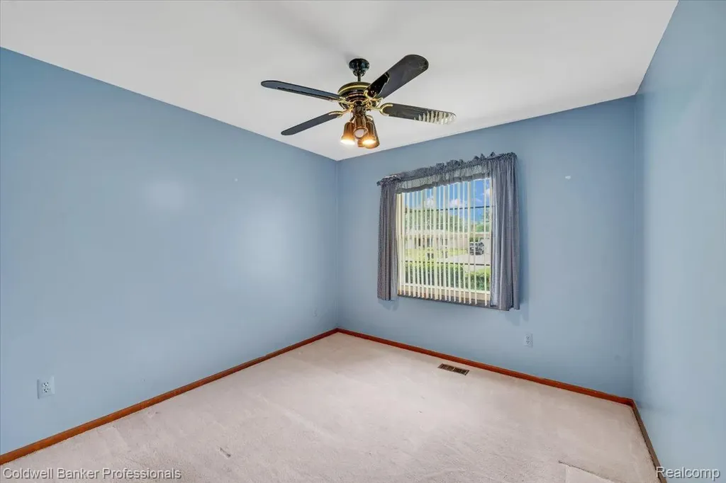 5015 Fox Hill Drive Sterling Heights City MI 48310