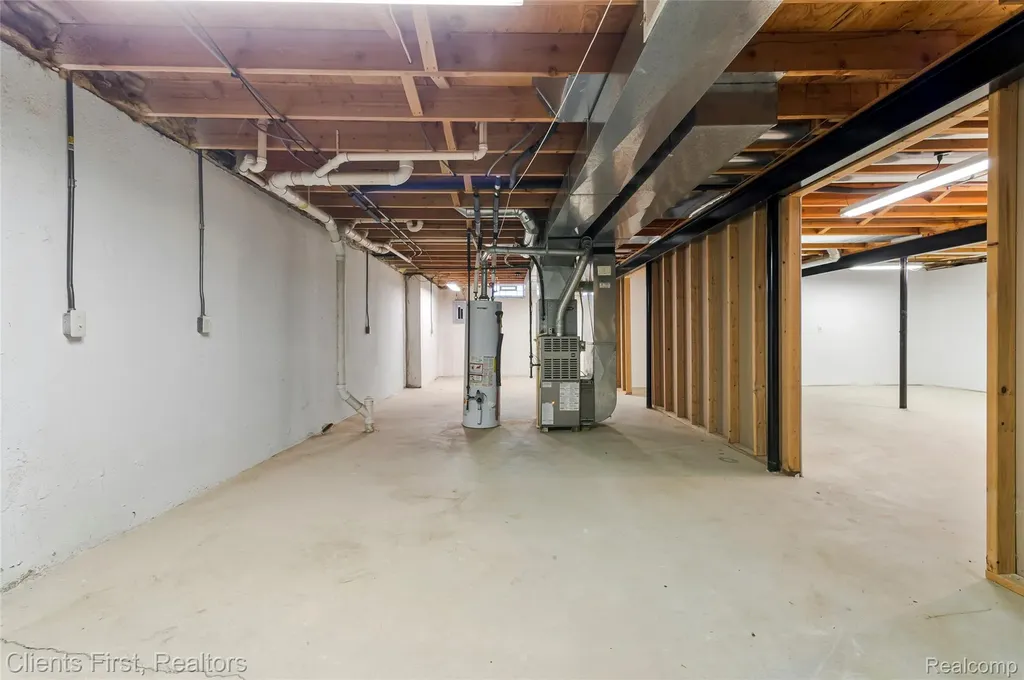 35533 Dove Trail Westland City MI 48185