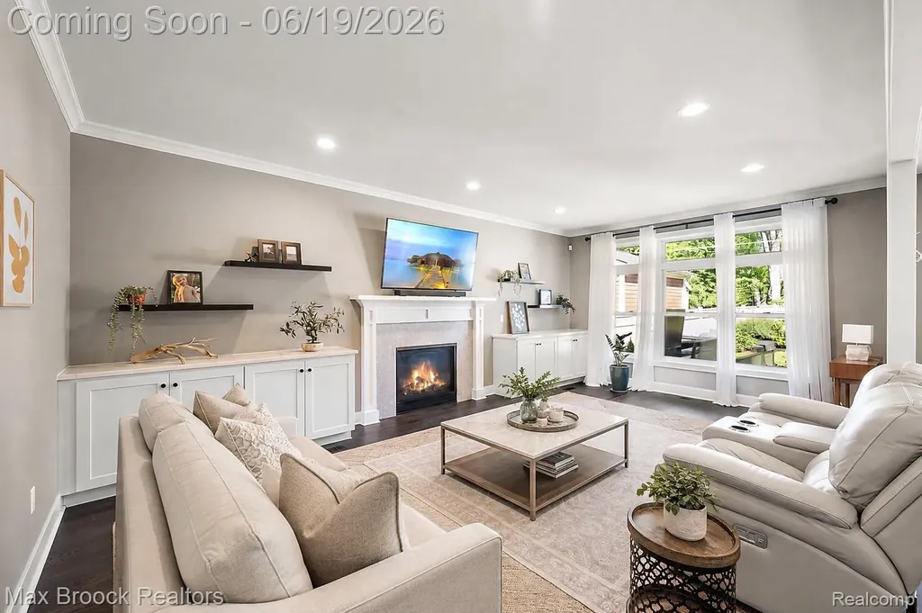 622 Fairbrook Street Northville City MI 48167
