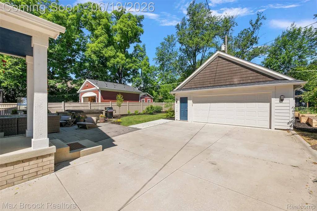 622 Fairbrook Street Northville City MI 48167