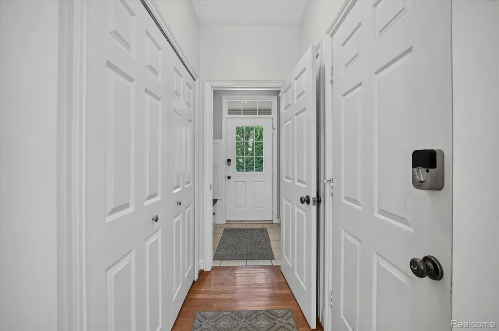 49515 Taft Lane Canton Charter Township MI 48188