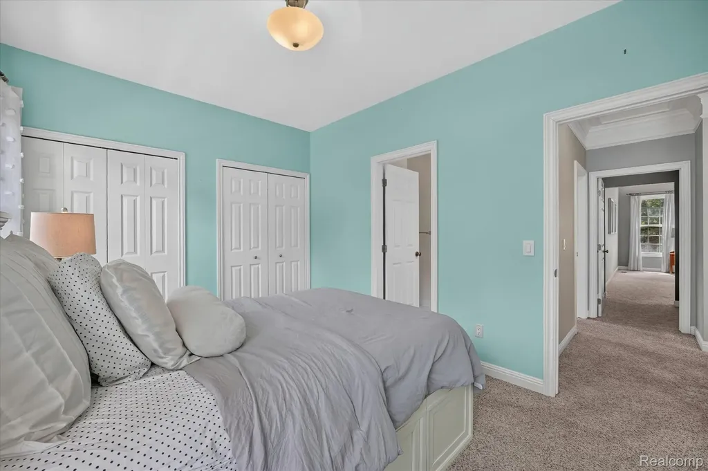 49515 Taft Lane Canton Charter Township MI 48188