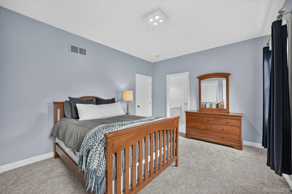 49515 Taft Lane Canton Charter Township MI 48188