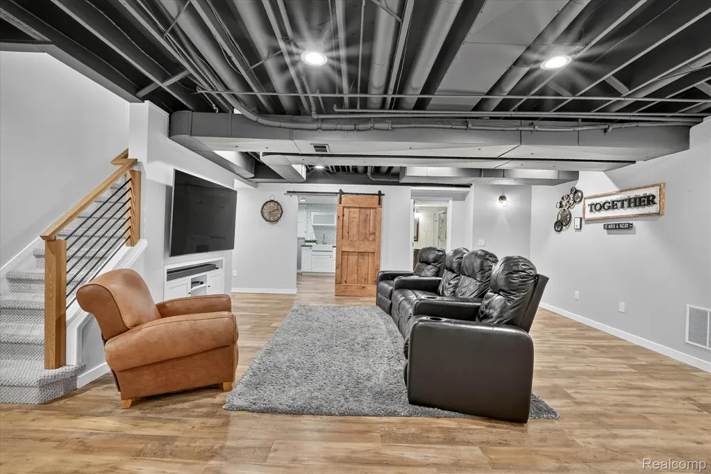 49515 Taft Lane Canton Charter Township MI 48188