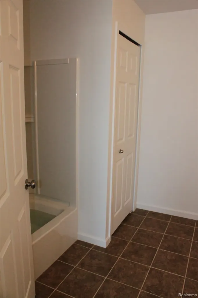 58175 Kincaid Street New Haven Village MI 48048