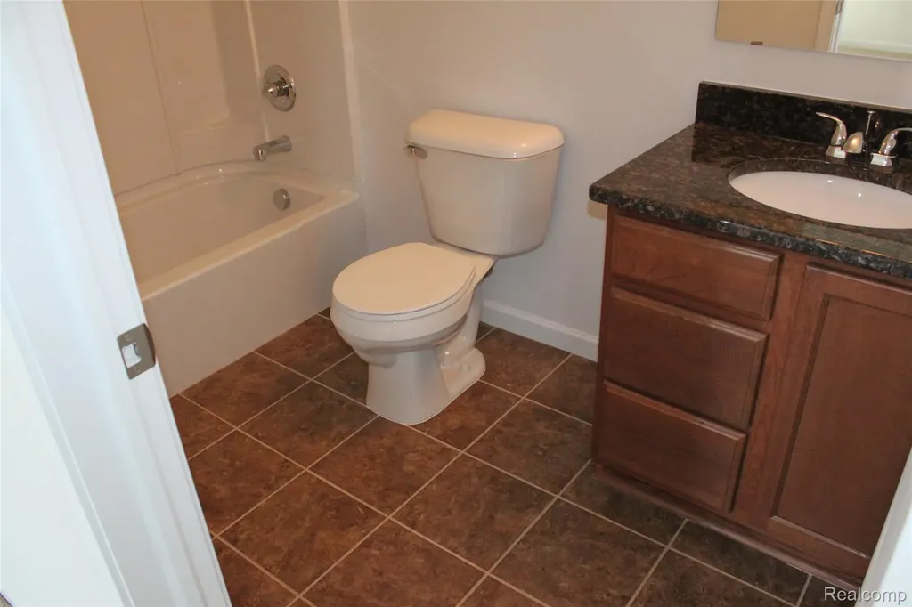 58175 Kincaid Street New Haven Village MI 48048