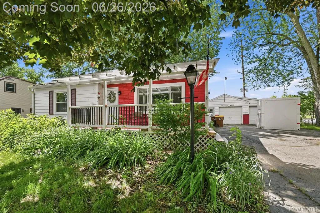 4213 Dallas Avenue Delhi Charter Township MI 48842