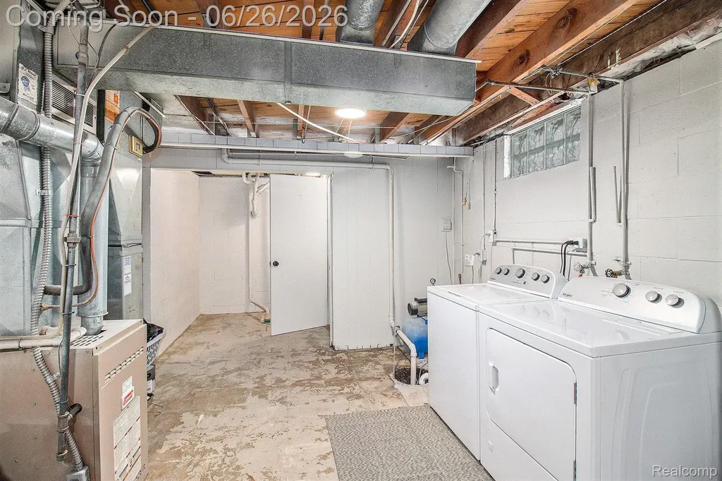 4213 Dallas Avenue Delhi Charter Township MI 48842