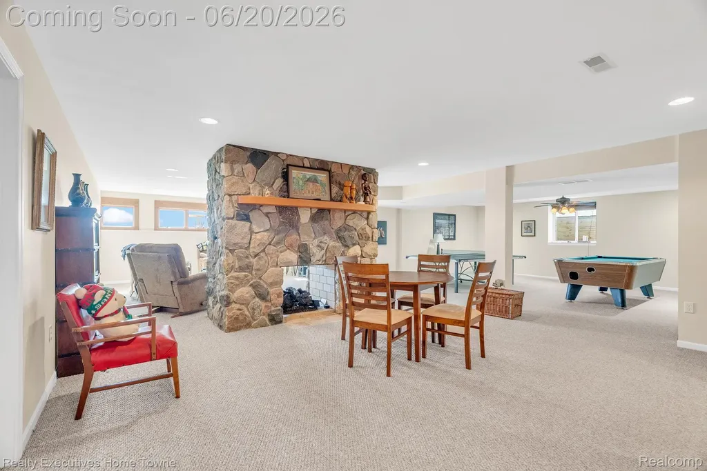 2975 Sandy Oaks Lane Fort Gratiot Charter Township MI 48059