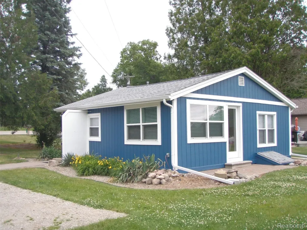 9920 Sashabaw Road Independence Charter Township MI 48348