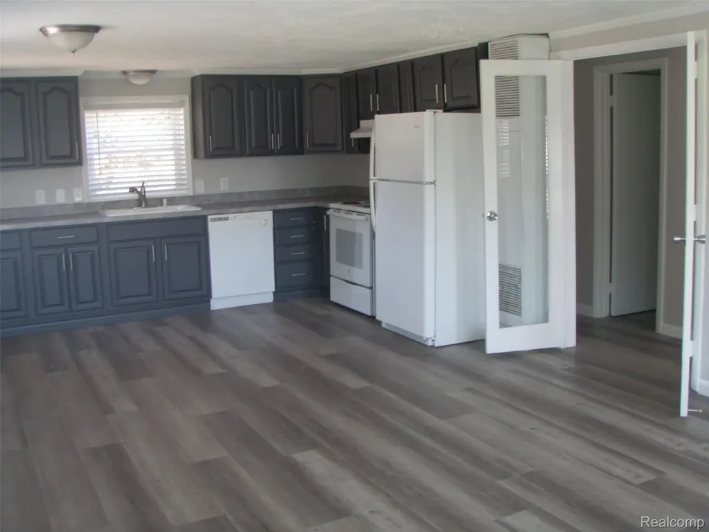 9920 Sashabaw Road Independence Charter Township MI 48348