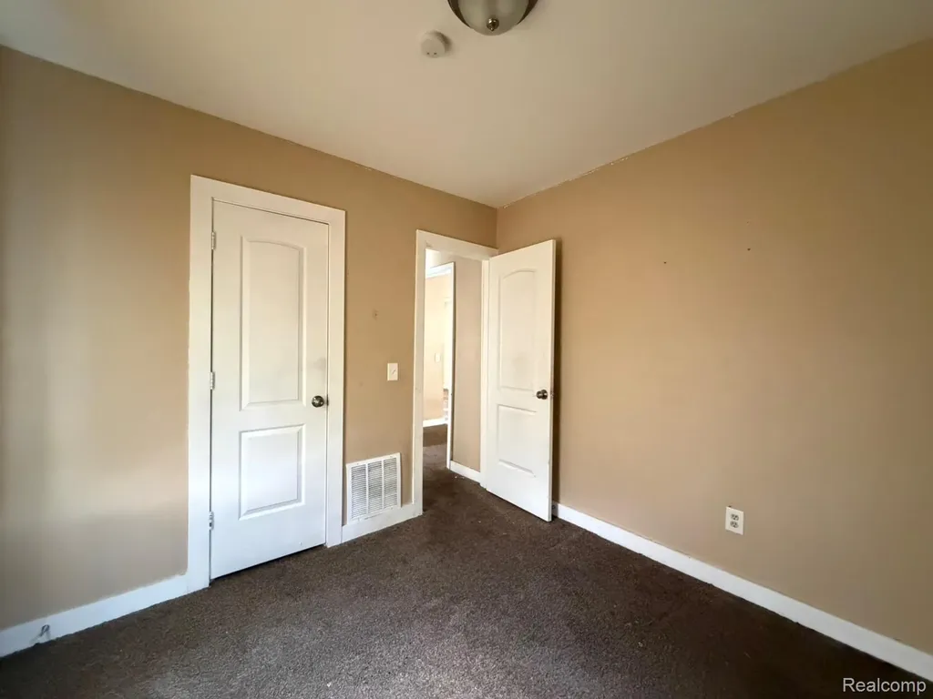 18608 Greeley Street Detroit City MI 48203