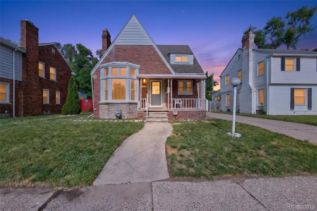 18939 Ohio Street Detroit City MI 48221