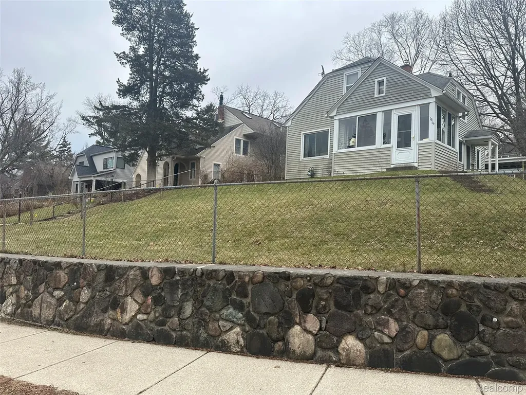 1315 Lutz Avenue Ann Arbor City MI 48103