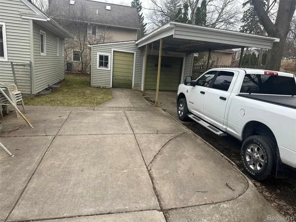 1315 Lutz Avenue Ann Arbor City MI 48103