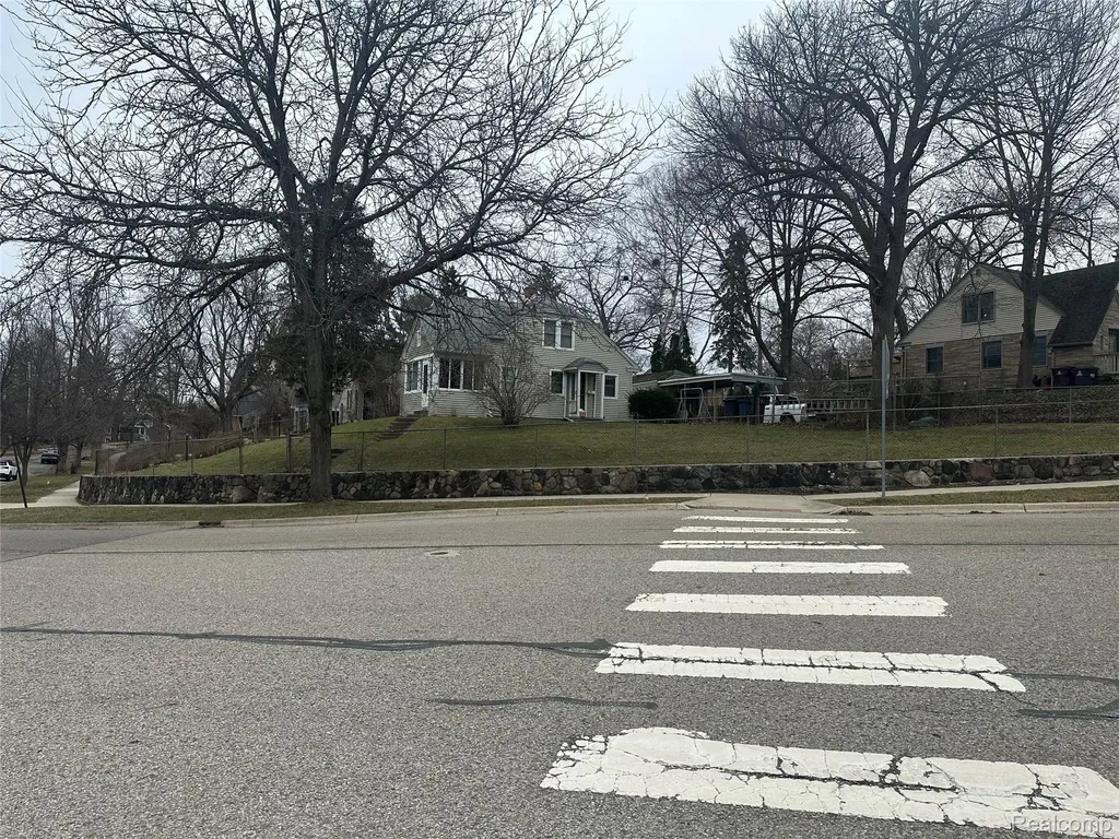 1315 Lutz Avenue Ann Arbor City MI 48103