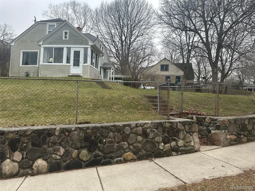 1315 Lutz Avenue Ann Arbor City MI 48103