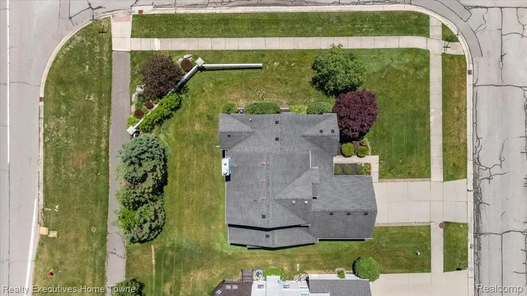 899 Hathaway Dr Drive Auburn Hills City MI 48326