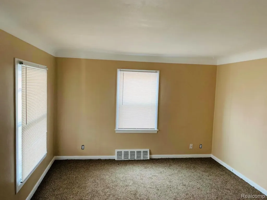 19790 Lahser Road Detroit City MI 48219