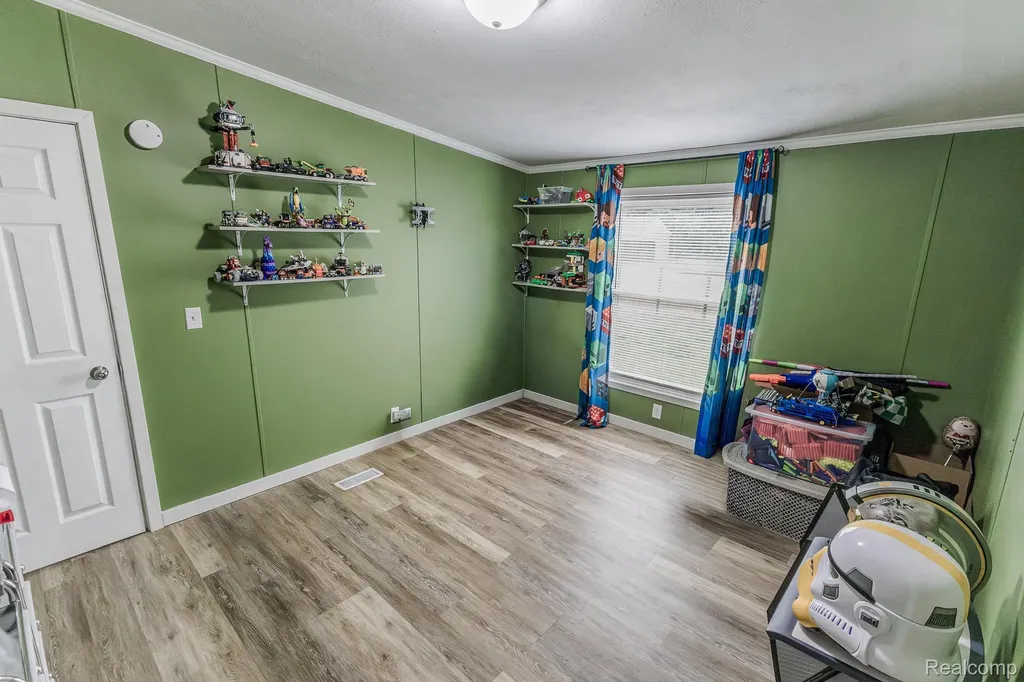 7280 N Bray Road Genesee Charter Township MI 48458