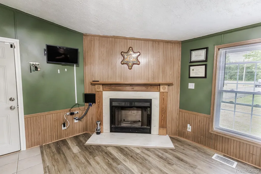 7280 N Bray Road Genesee Charter Township MI 48458