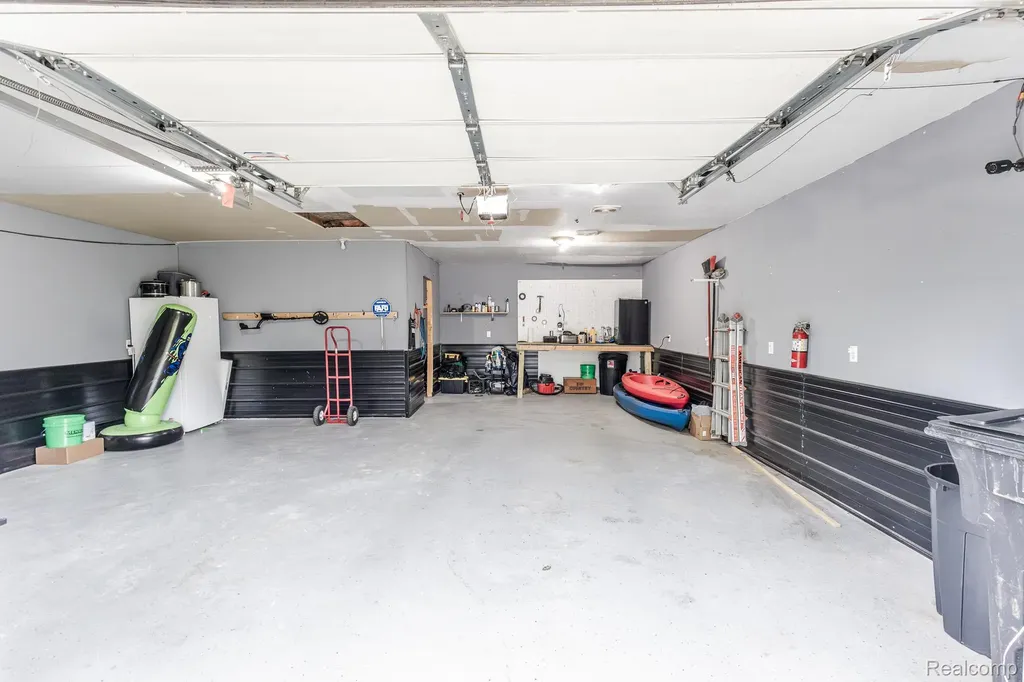 7280 N Bray Road Genesee Charter Township MI 48458