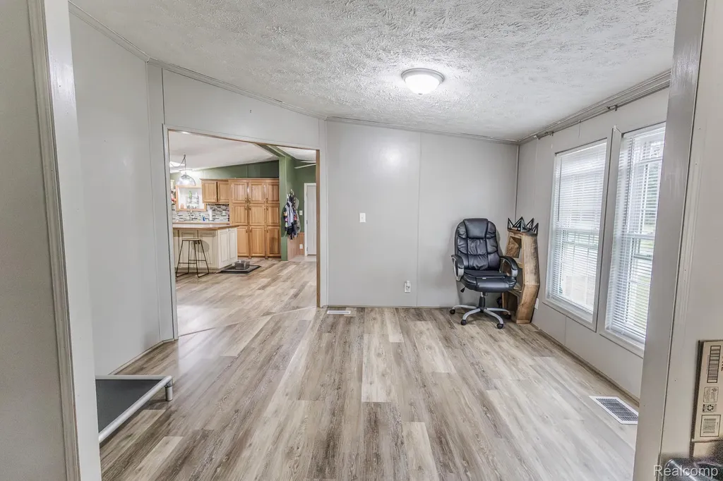 7280 N Bray Road Genesee Charter Township MI 48458