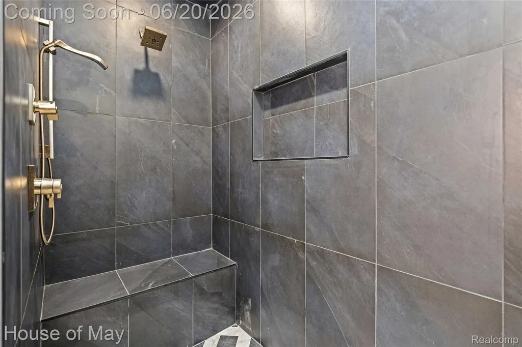 10890 Hillway Drive White Lake Charter Township MI 48386