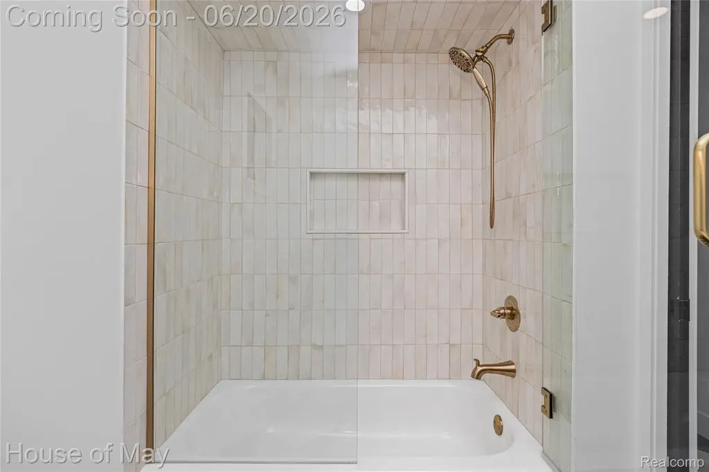 10890 Hillway Drive White Lake Charter Township MI 48386