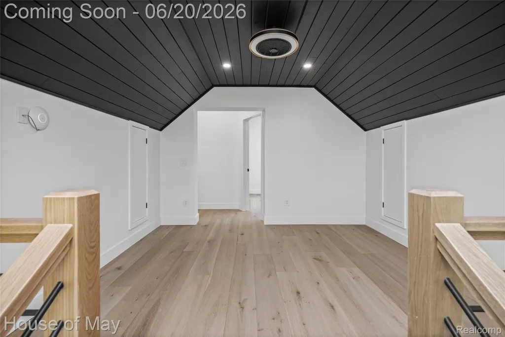 10890 Hillway Drive White Lake Charter Township MI 48386