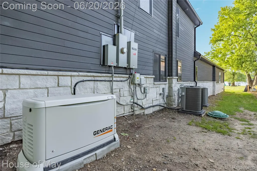 10890 Hillway Drive White Lake Charter Township MI 48386