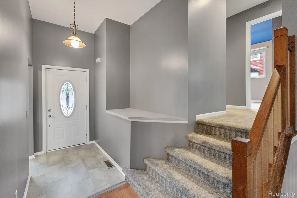 3850 Faber Terrace Waterford Charter Township MI 48328