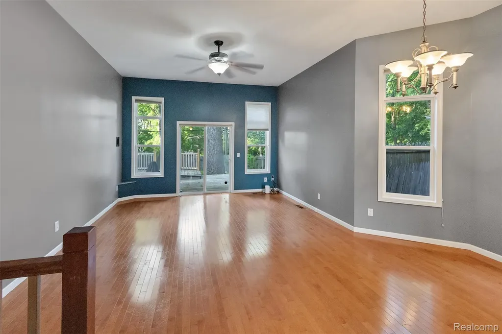 3850 Faber Terrace Waterford Charter Township MI 48328
